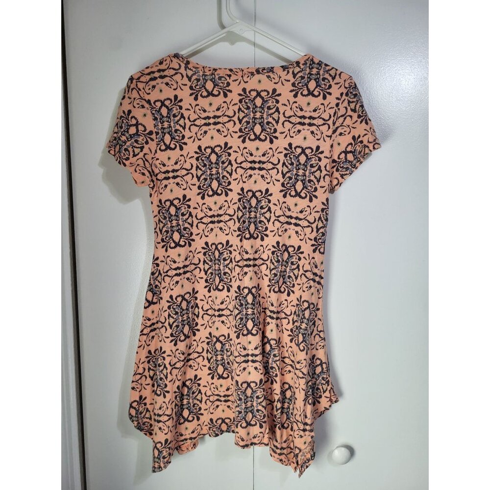 Fresh Produce Womens XS Pastel Asymmetric Sharkbite Hem Tunic Top Tee Comfy Boho - Picture 2 of 8